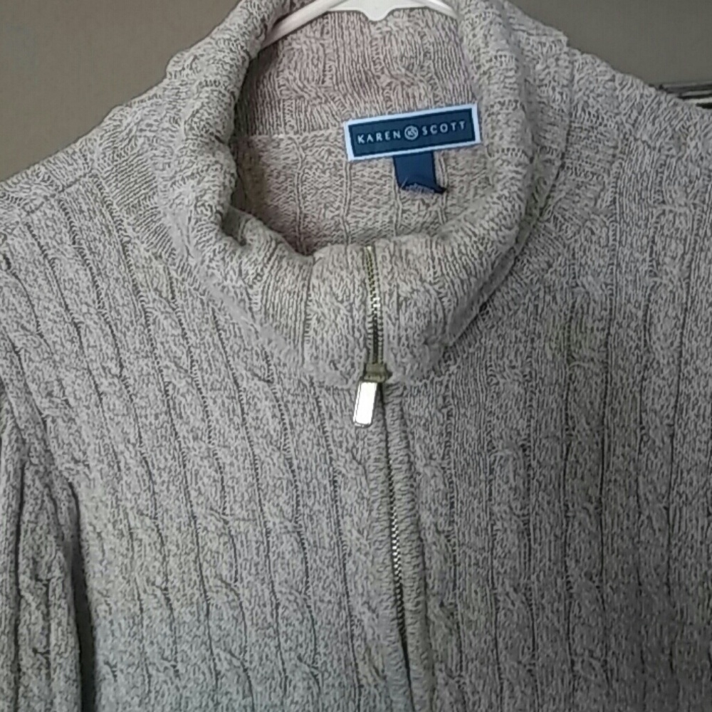 Sweater - Picture 2 of 3